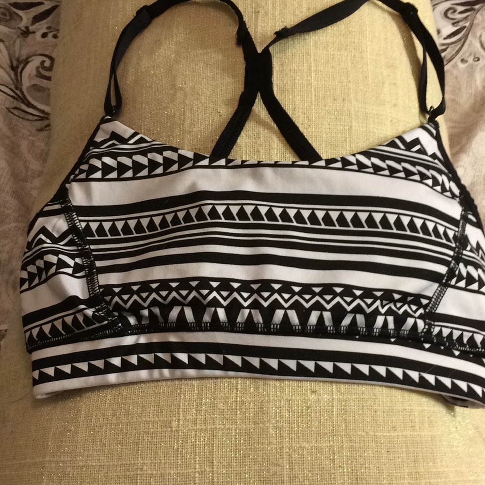 NWOT FOREVER 21 Exercise bra
